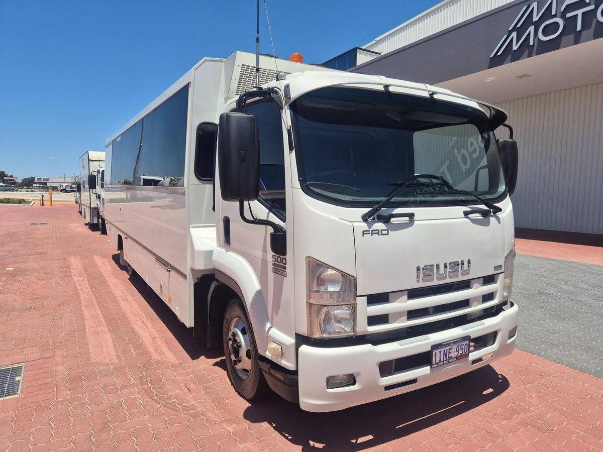 2012 Isuzu Frr500 30 Seat Bus image 22