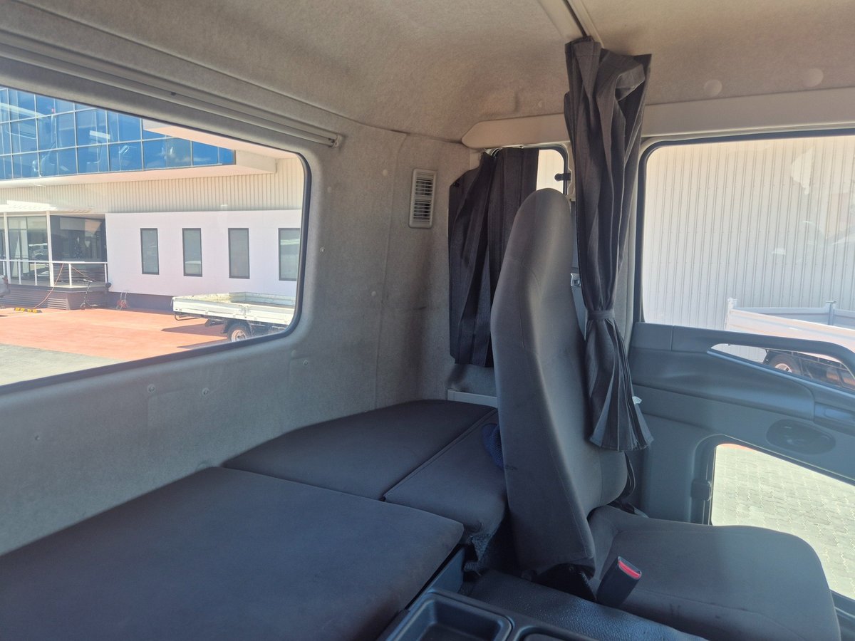2021 Fuso Shogun 455 Hp A.m.t Prime Mover image 13