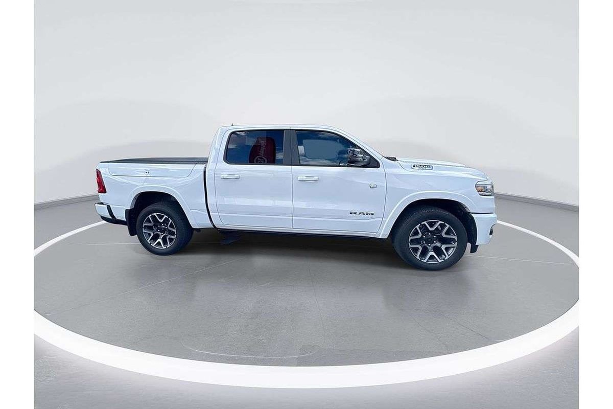 2025 RAM 1500 Laramie Sport Hurricane SO RamBox DT MY25 4X4 Dual Range image 12