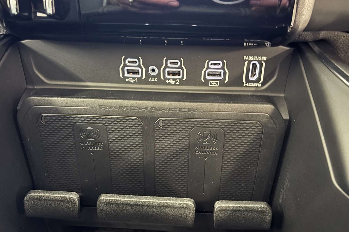 2025 RAM 1500 Laramie Sport Hurricane SO RamBox DT MY25 4X4 Dual Range image 18