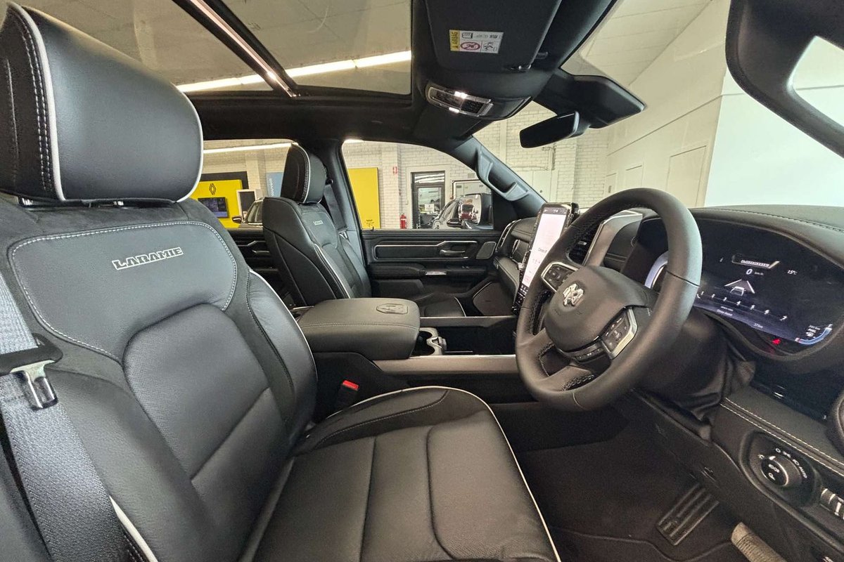2025 RAM 1500 Laramie Sport Hurricane SO RamBox DT MY25 4X4 Dual Range image 23