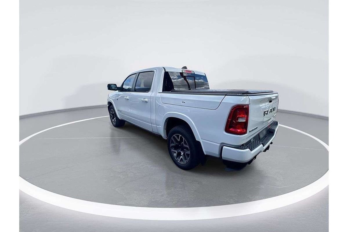 2025 RAM 1500 Laramie Sport Hurricane SO RamBox DT MY25 4X4 Dual Range image 9