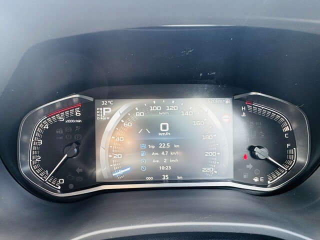 2025 Isuzu D-MAX 2024 Isuzu D-MAX 4X4 Crew CAB UTE Blade 3.0L Automatic image 8