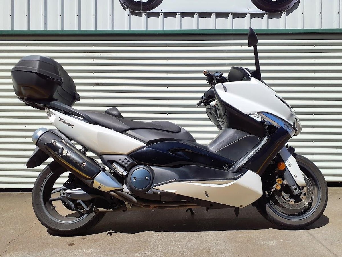 2011 Yamaha TMAX (XP500) TMax White