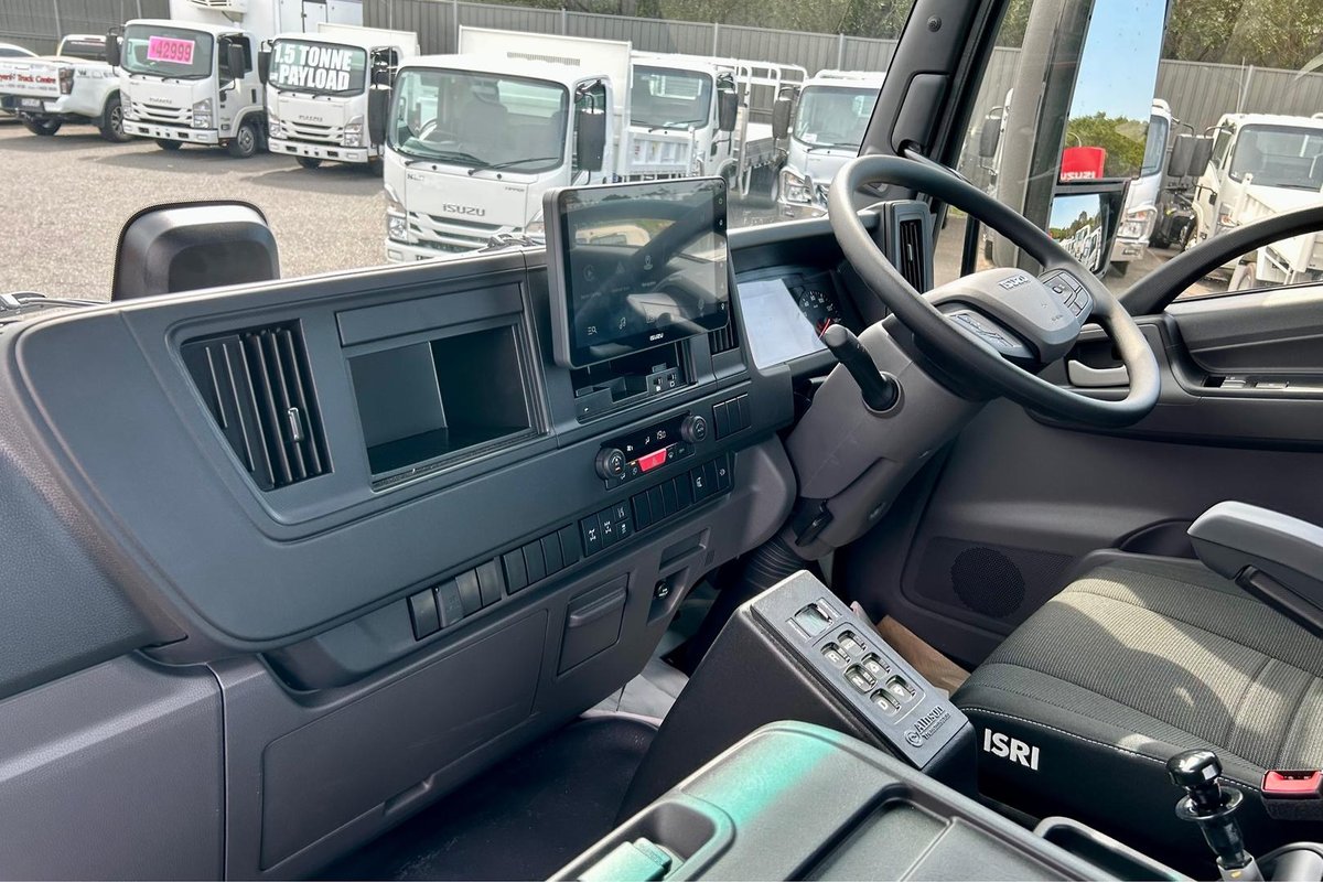 2025 Isuzu F Series FXY 260-355 AT R63 image 16