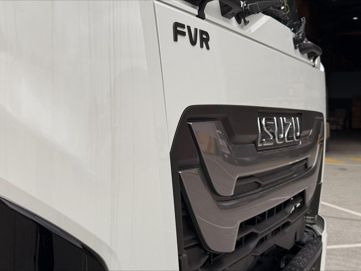 2026 Isuzu F Series image 9