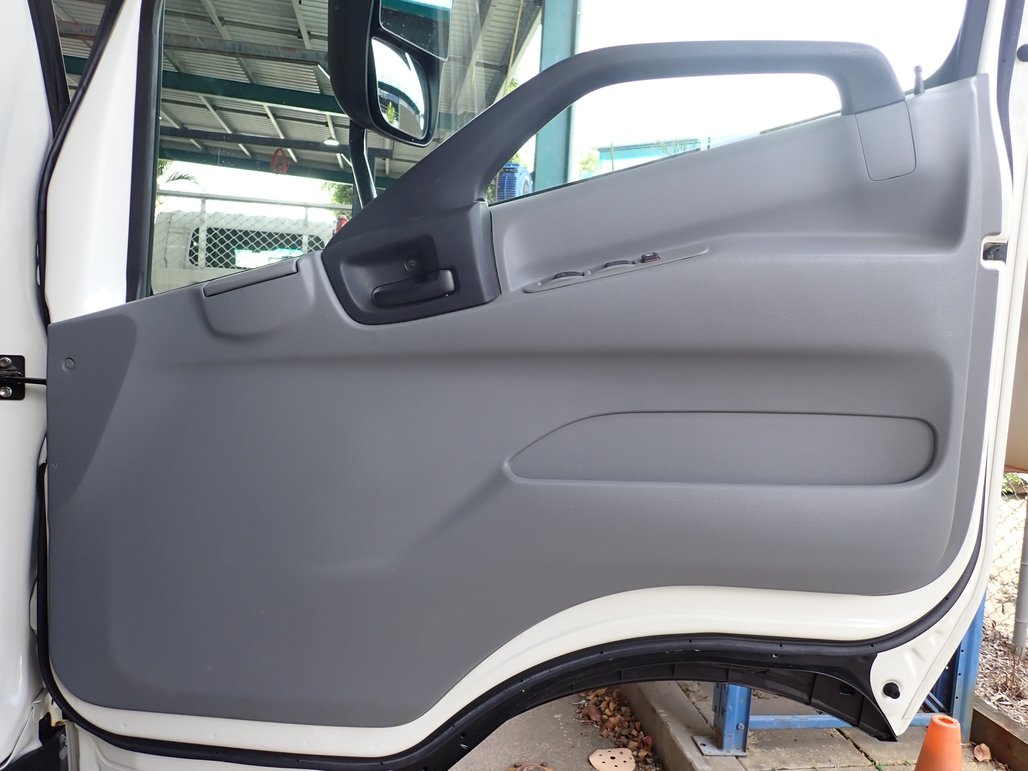 2021 Hino Dutro 721 image 15