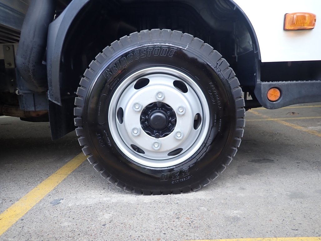 2021 Hino Dutro 721 image 20