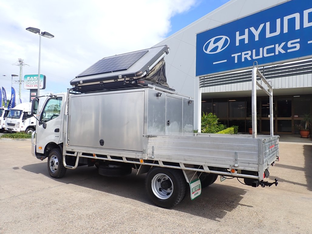 2021 Hino Dutro 721 image 3
