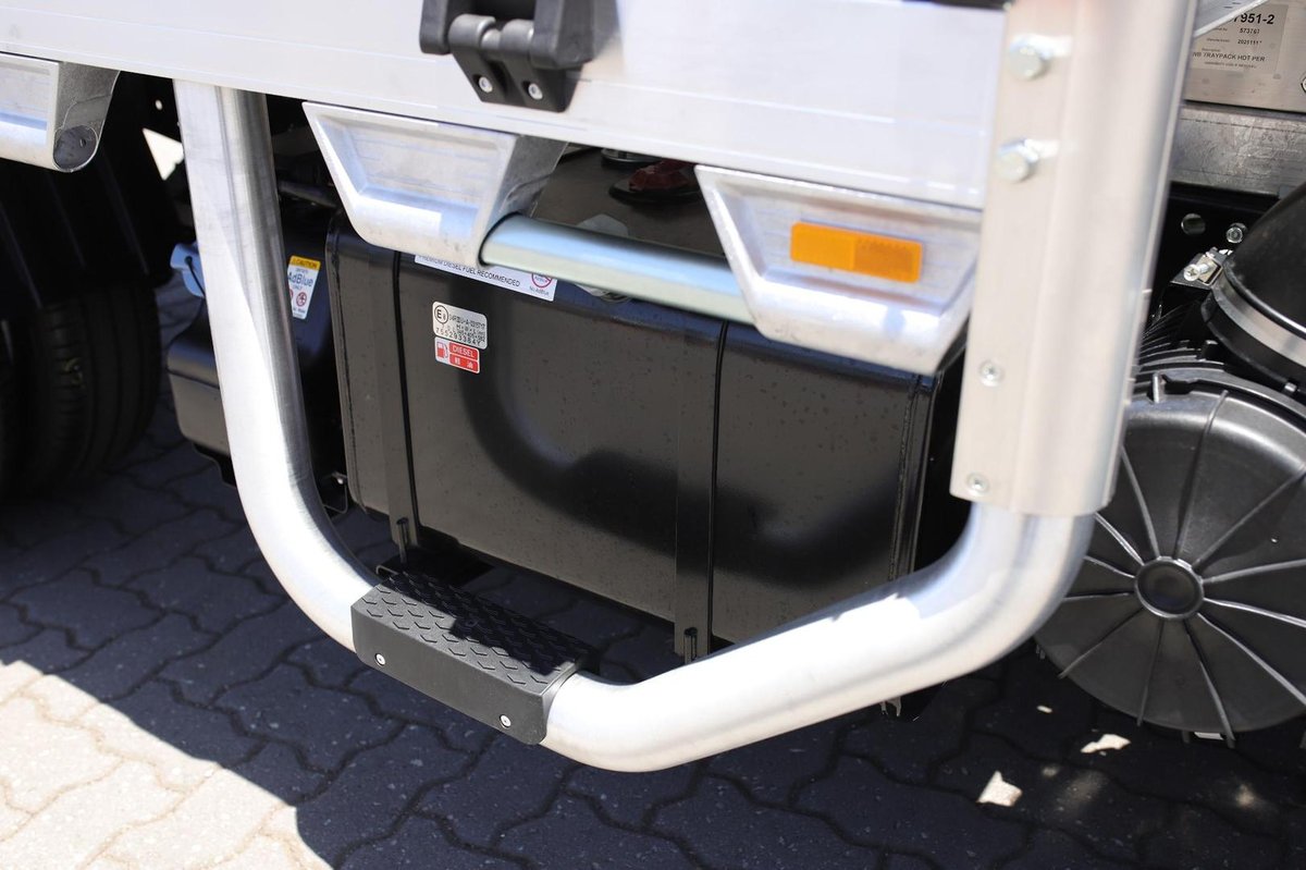 2026 Isuzu Nlr 45-150 Dt D25 Tray Pack image 15
