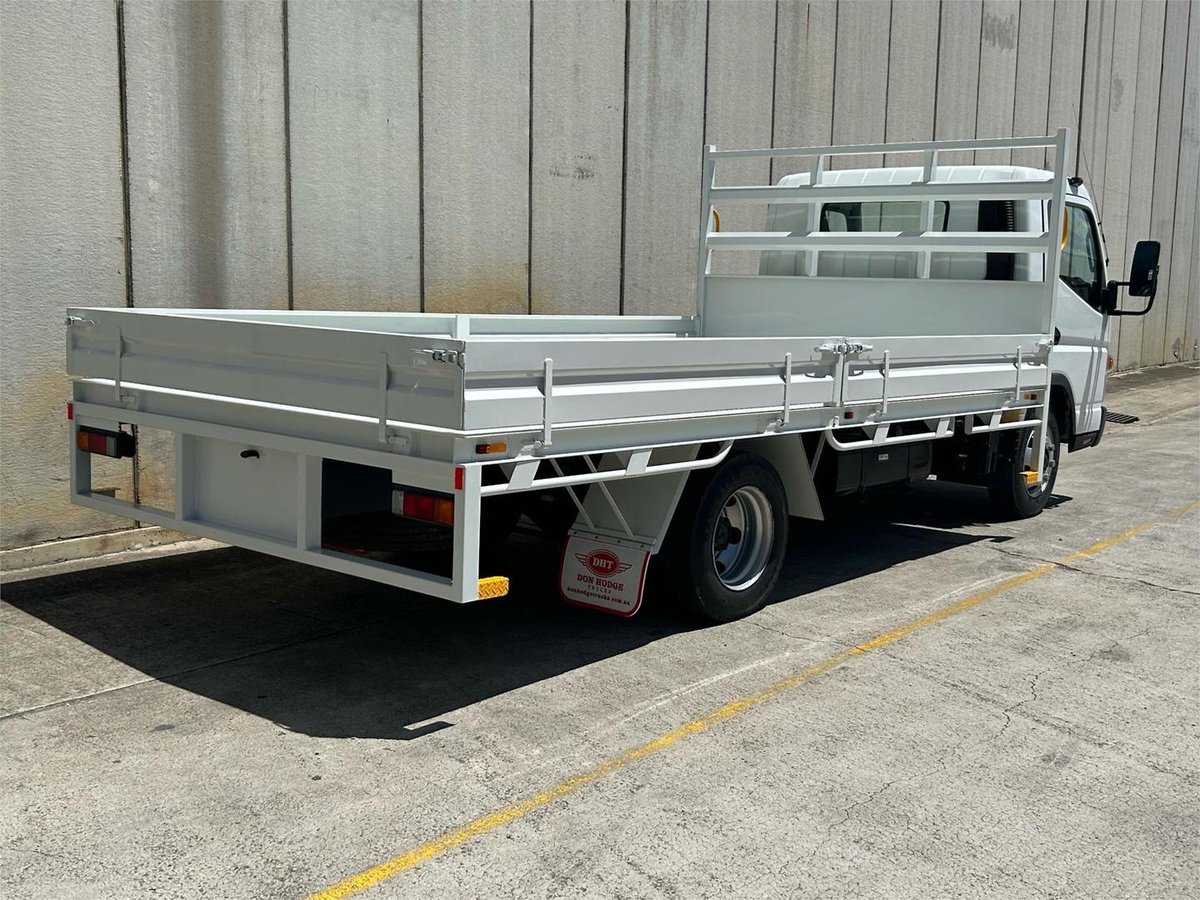 2017 Mitsubishi Canter Canter image 7