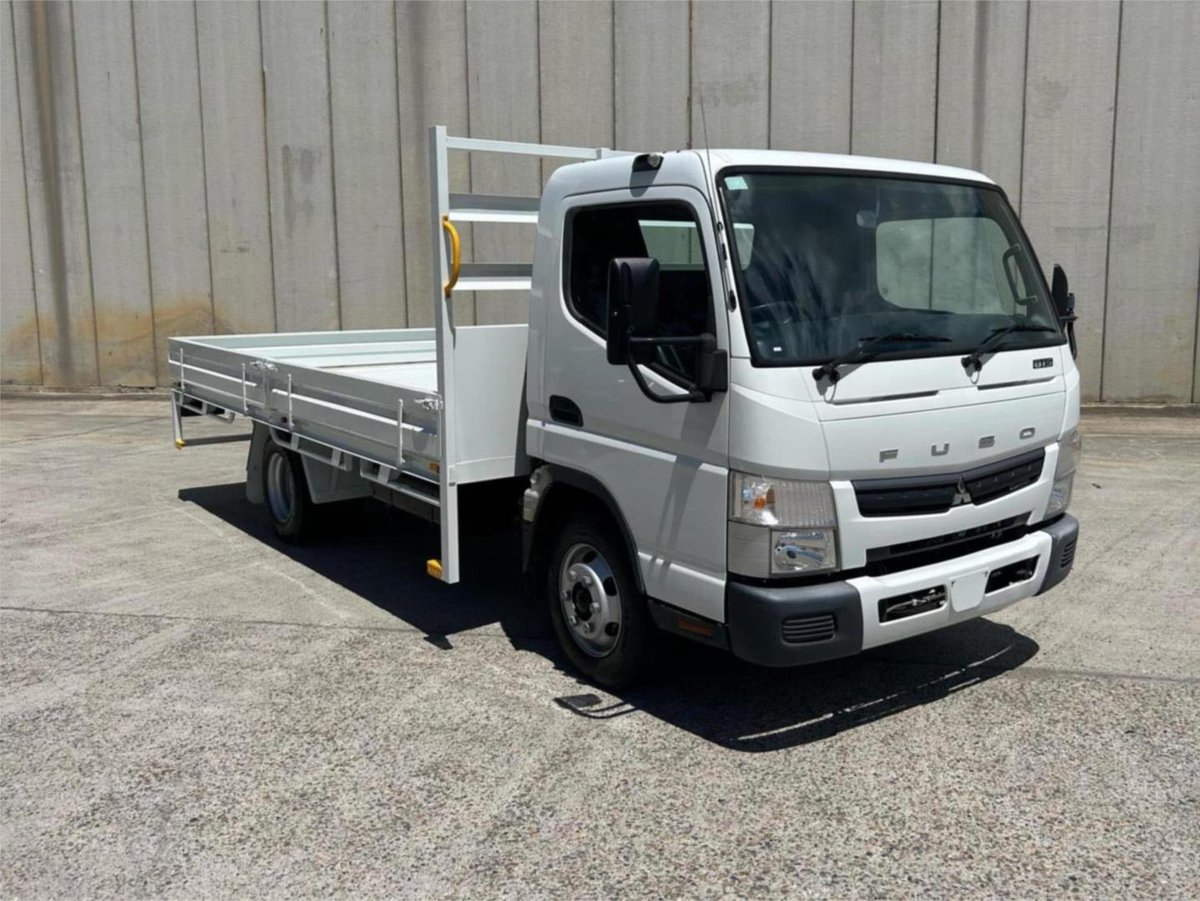 2017 Mitsubishi Canter Canter image 9