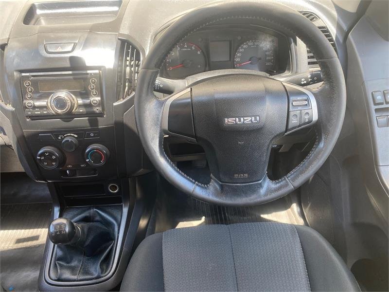 2014 Isuzu D-max image 13