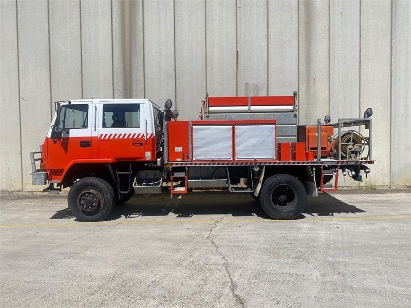 1996 Isuzu Fts FTS image 2