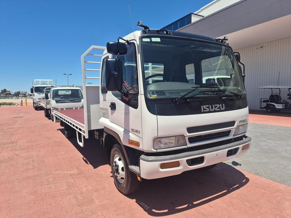 2006 Isuzu Frd500 6 Ton Tray And Lift image 12