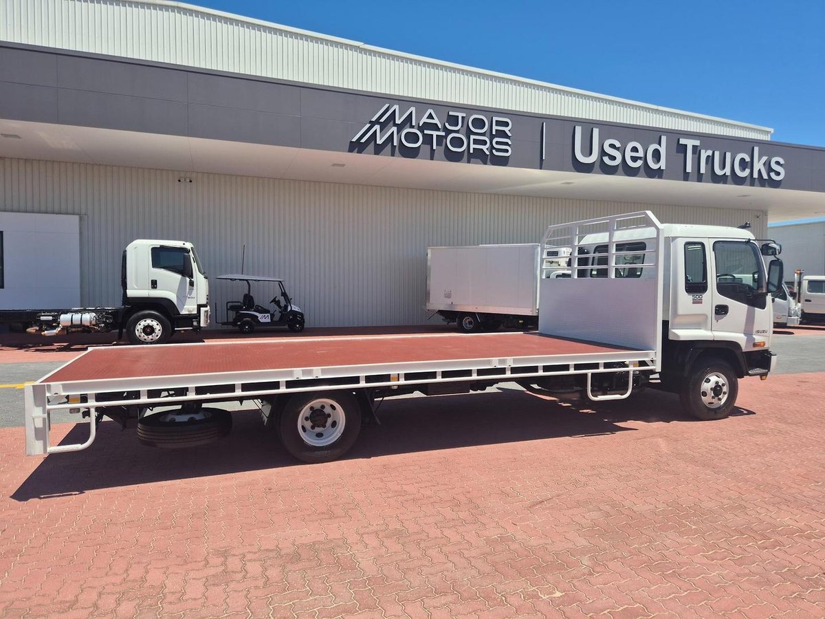 2006 Isuzu Frd500 6 Ton Tray And Lift image 11