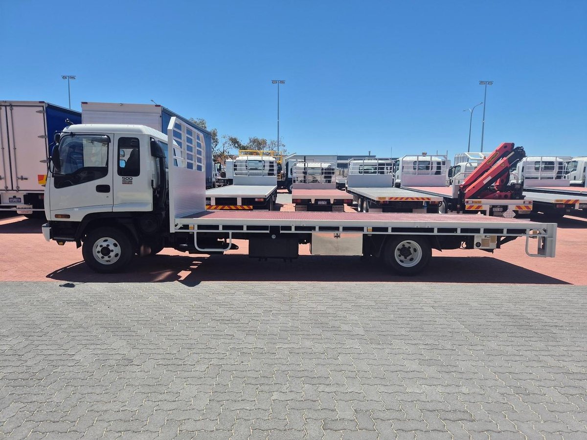 2006 Isuzu Frd500 6 Ton Tray And Lift image 7