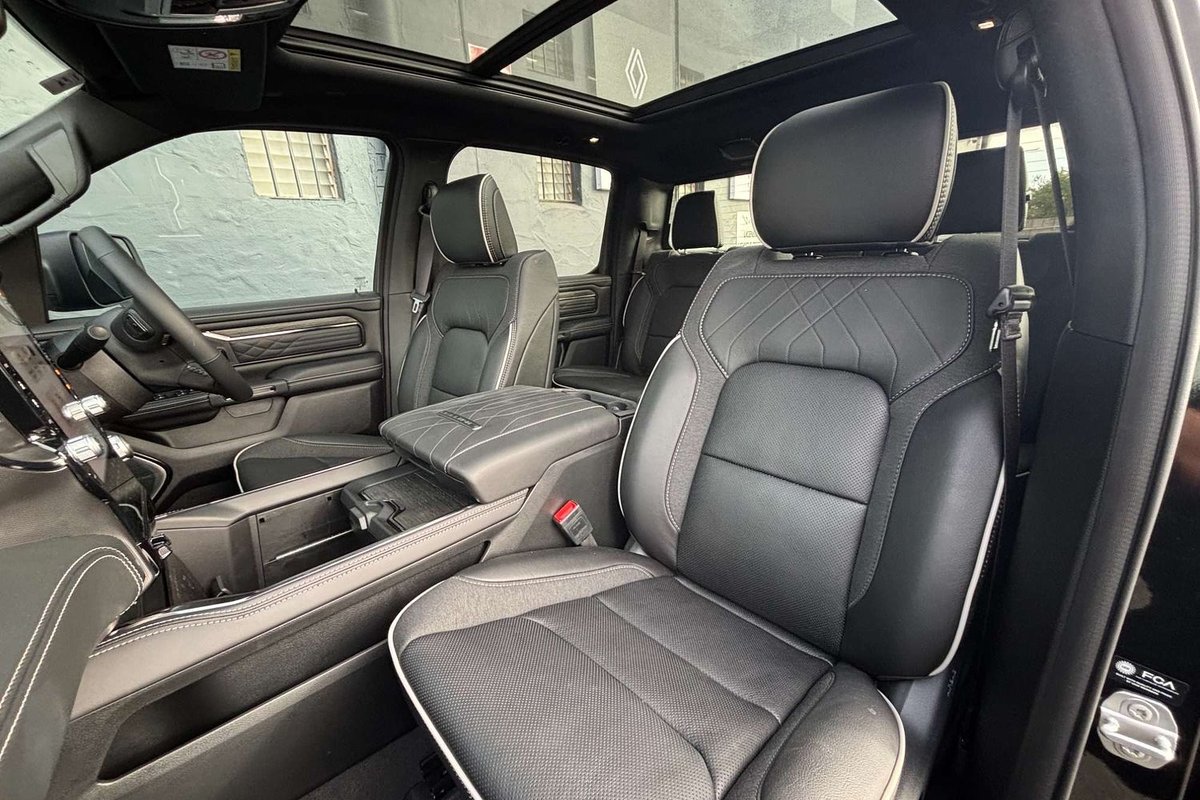 2025 RAM 1500 Limited Hurricane HO RamBox DT MY26 4X4 Dual Range image 27