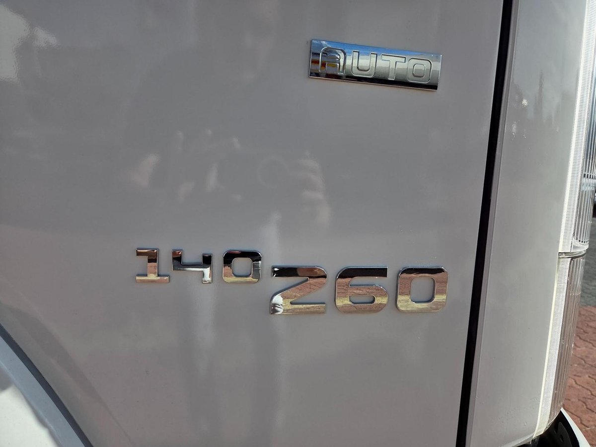 2019 Isuzu Fsd 140/120-260 Auto 8 Pallet Freezer image 24