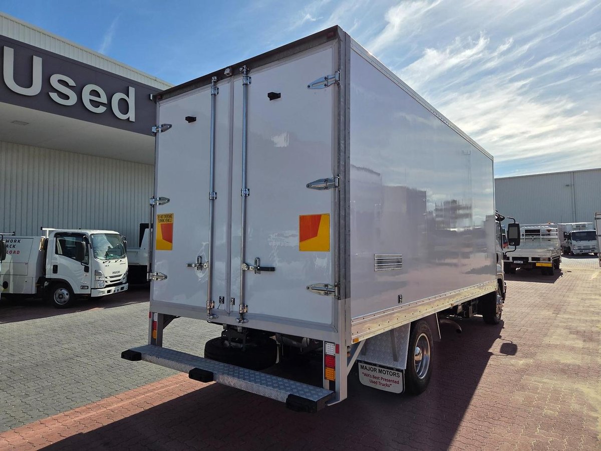 2019 Isuzu Fsd 140/120-260 Auto 8 Pallet Freezer image 26