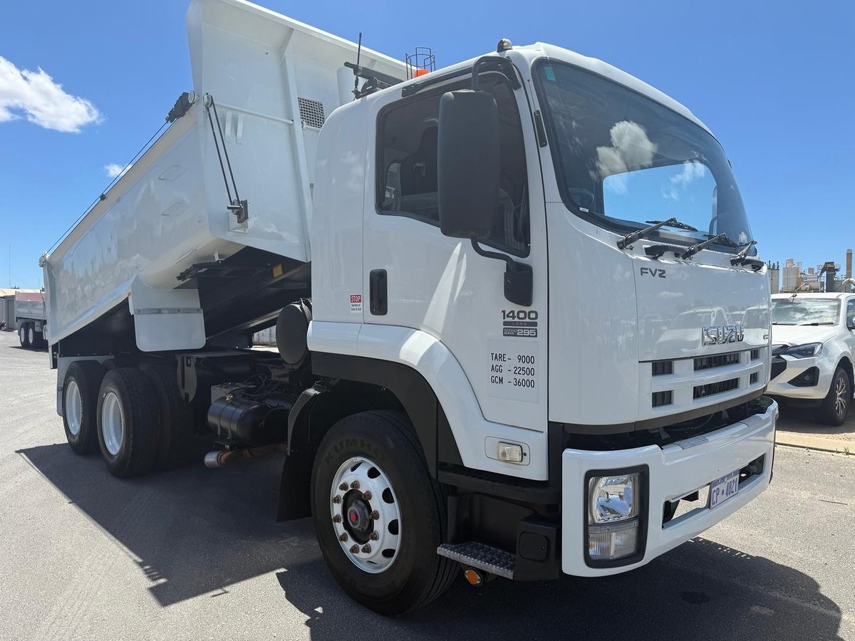 2008 Isuzu Fvz 1400 Fvz 1400, Manual, 6x4, 11m3 Tipper, X Shire. image 9