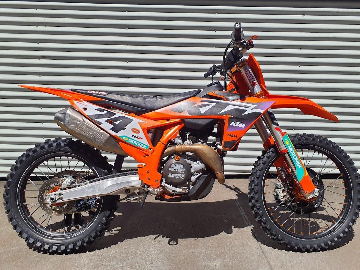 2023 KTM 450 SX-F SX-F Orange
