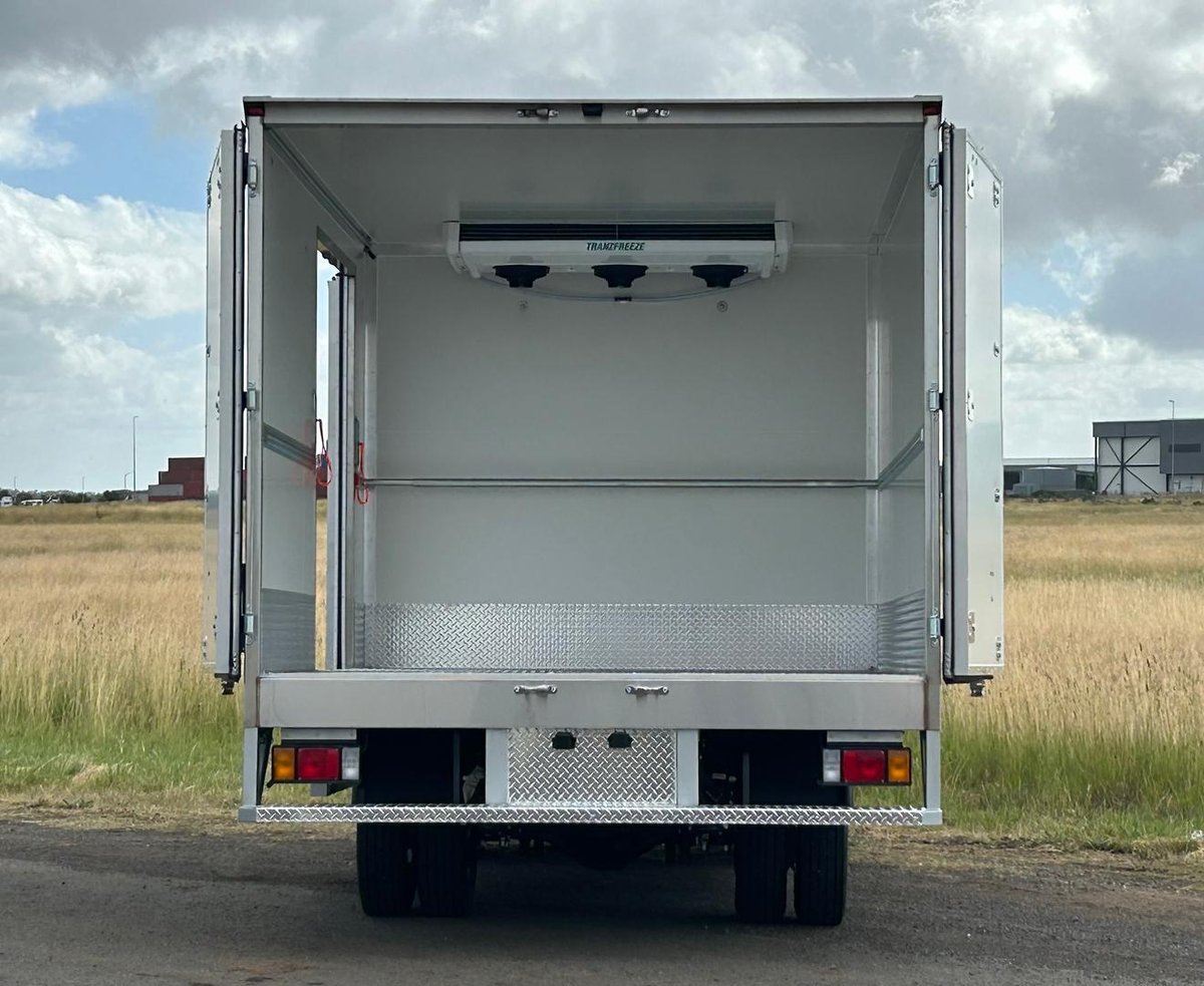 2025 Isuzu N Series Nnr 45-150 image 14