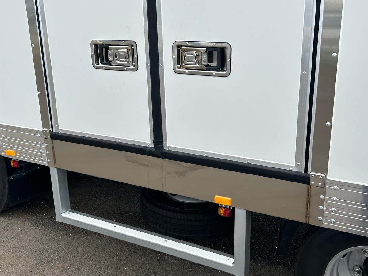 2025 Isuzu N Series Nnr 45-150 image 11