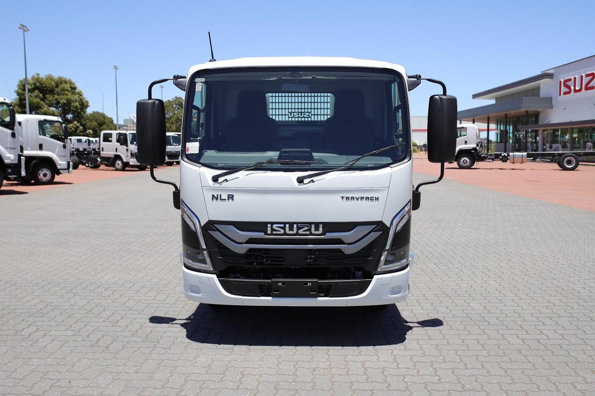 2026 Isuzu Nlr 45-150 Dt D34 Tray image 3