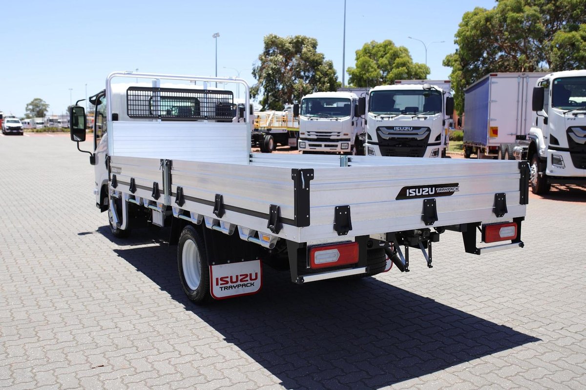 2026 Isuzu Nlr 45-150 Dt D34 Tray image 5