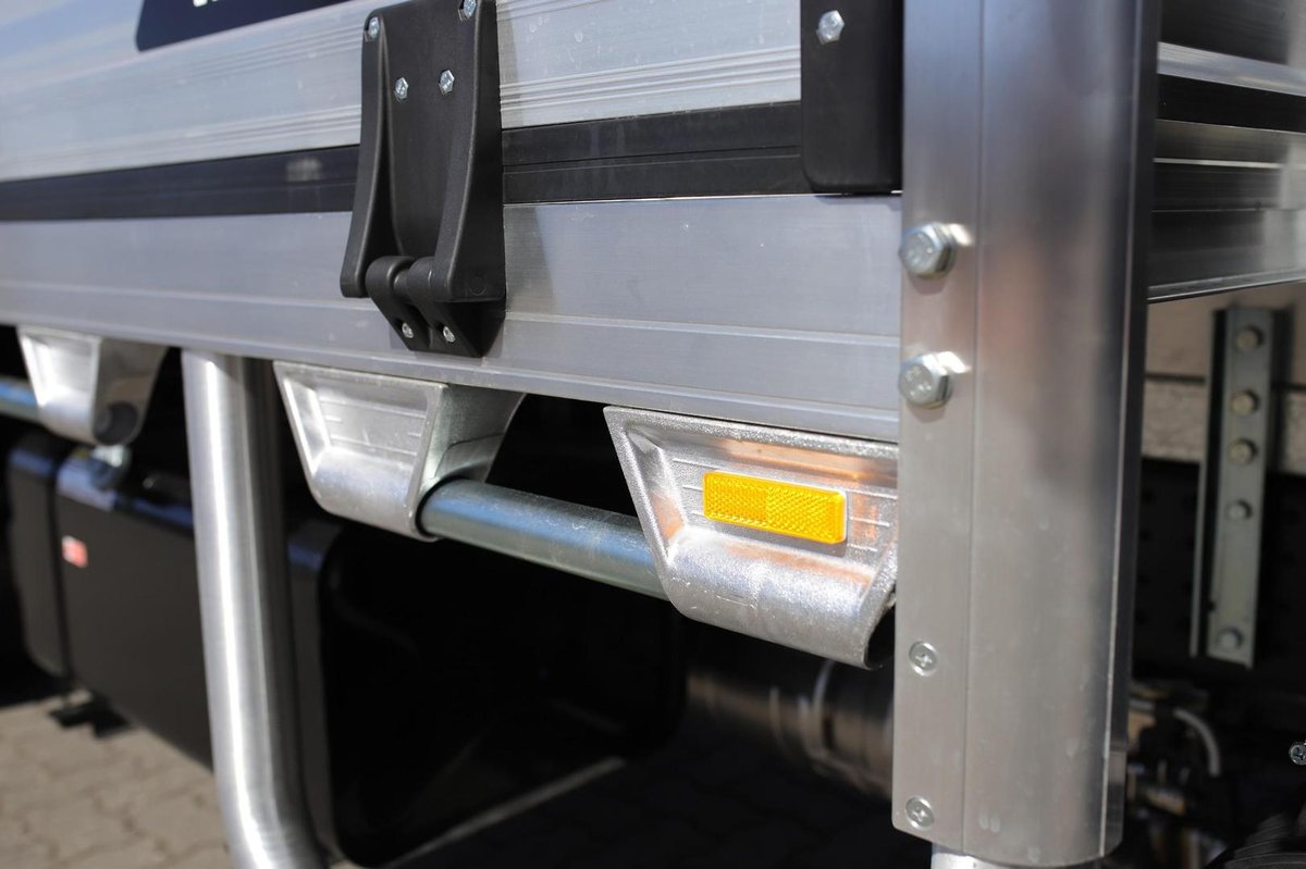 2026 Isuzu Nnr 45 150 Dt D34 Tray image 11