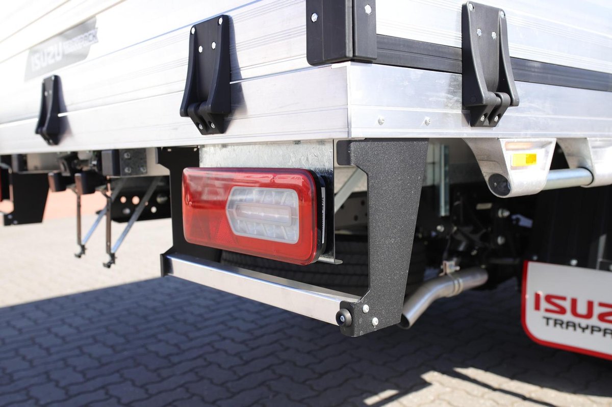 2026 Isuzu Nnr 45 150 Dt D34 Tray image 17