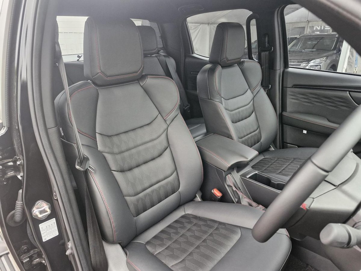 2026 Isuzu D-MAX X-TERRAIN MY25.5 4X4 Dual Range image 11