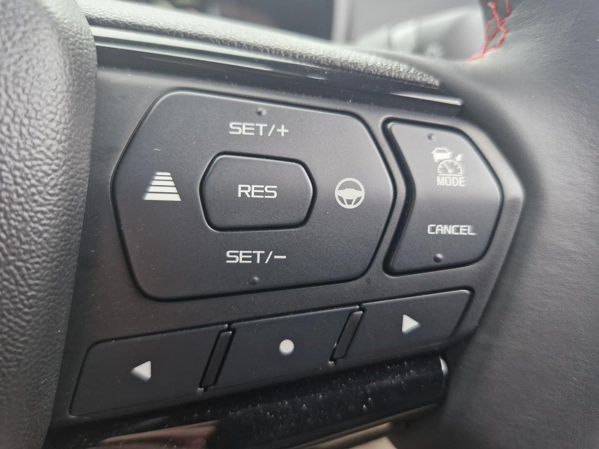 2026 Isuzu D-MAX X-TERRAIN MY25.5 4X4 Dual Range image 18