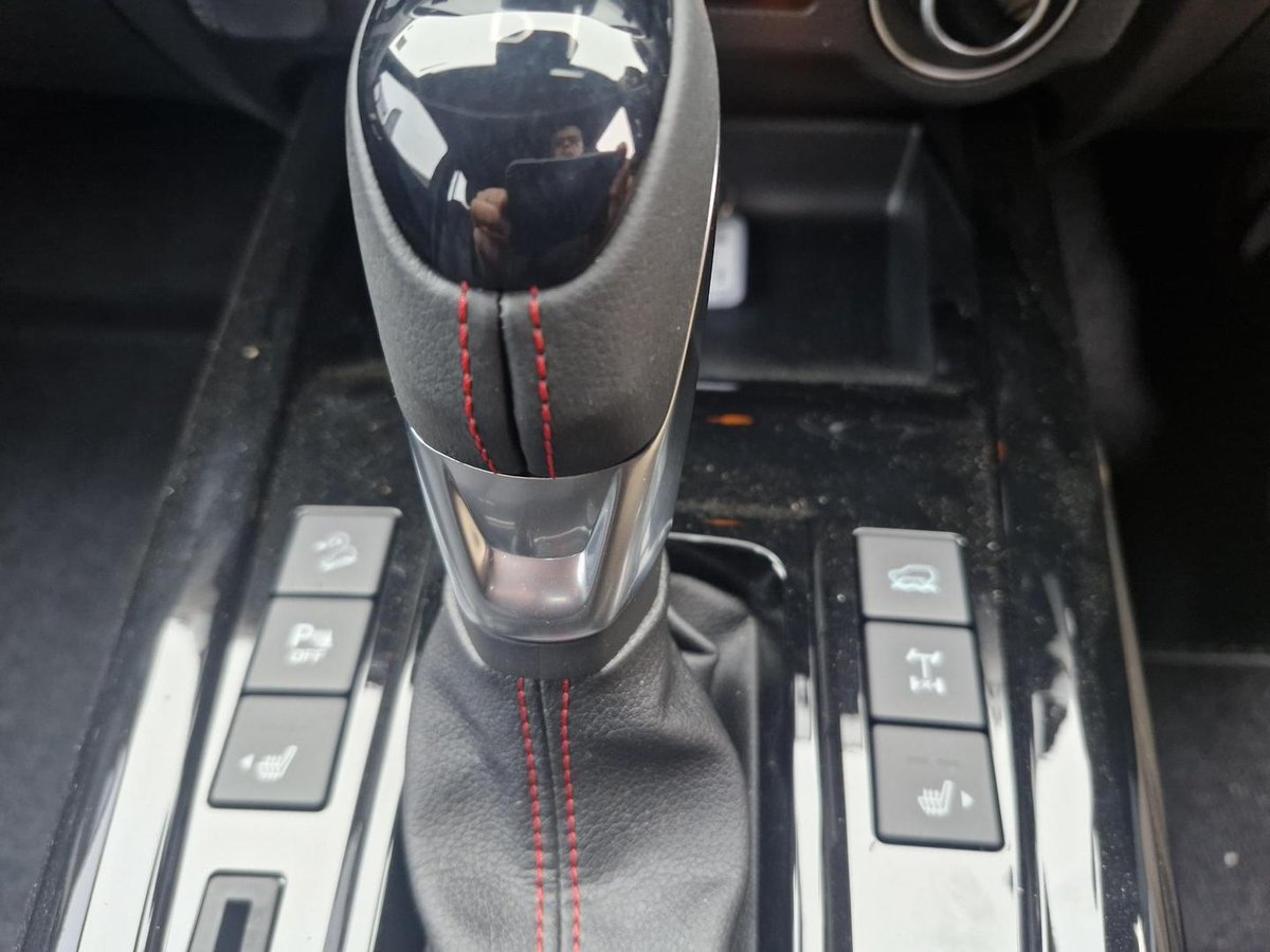 2026 Isuzu D-MAX X-TERRAIN MY25.5 4X4 Dual Range image 27
