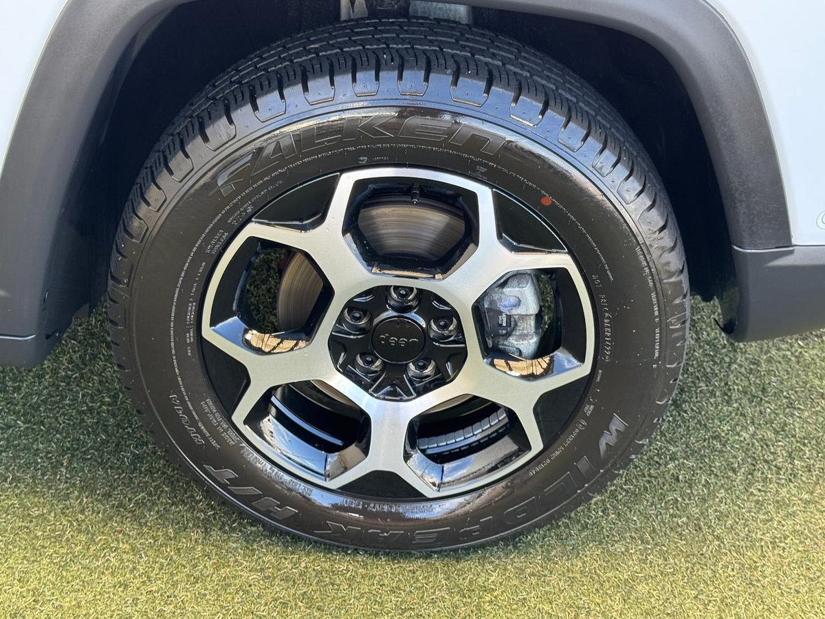 2022 Jeep Compass Trailhawk M6 MY23 4X4 Dual Range image 23