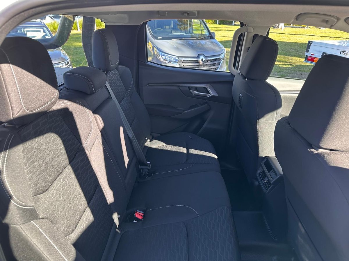 2025 Isuzu D-MAX X-RIDER MY25.5 4X4 Dual Range image 8