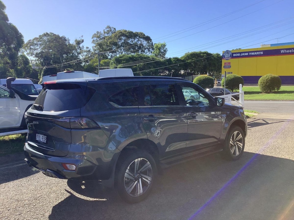 2025 Isuzu MU-X LS-T MY25.5 4X4 Dual Range image 12