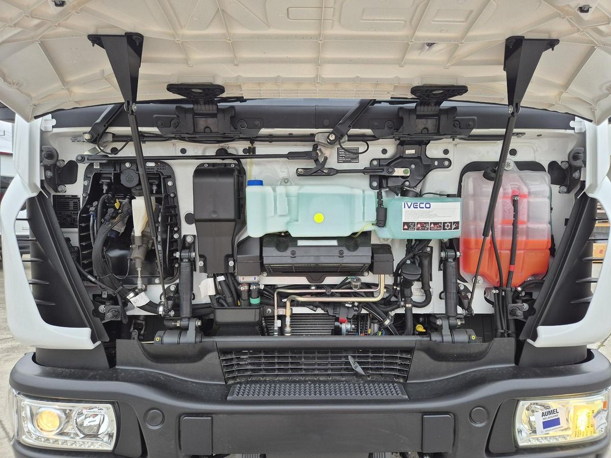 2026 Iveco Eurocargo ML150E32W image 7