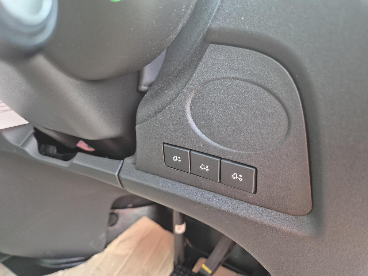 2025 Iveco Daily 70C21V image 11
