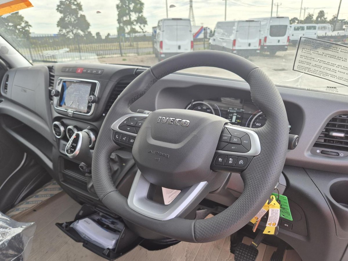 2025 Iveco Daily 70C21V image 12