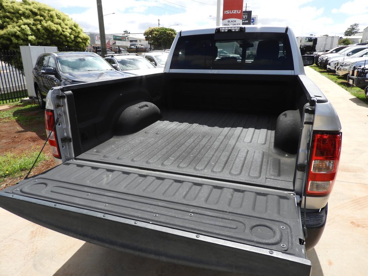 2017 RAM 2500 Laramie MY17 4X4 Dual Range image 7