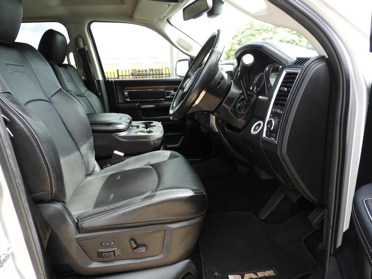 2017 RAM 2500 Laramie MY17 4X4 Dual Range image 9