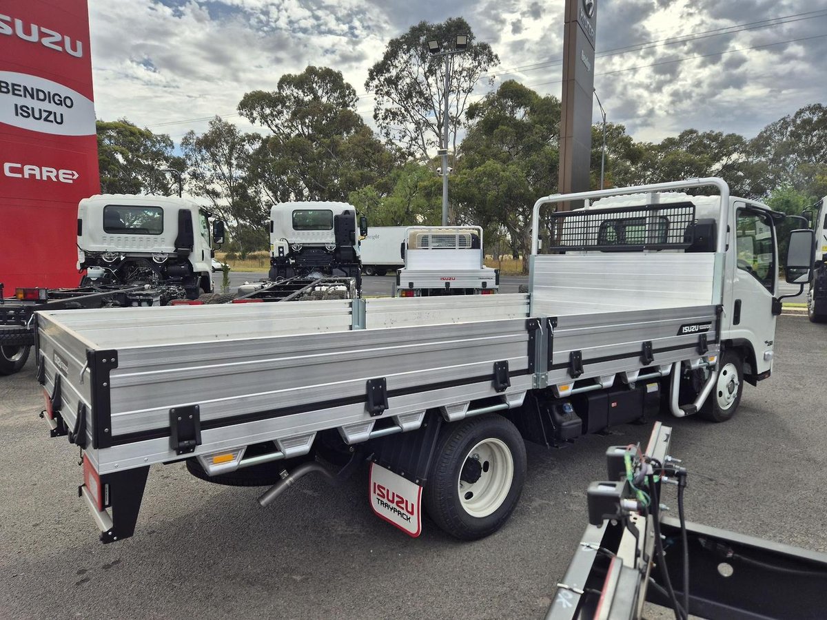 2026 Isuzu Nlr 45-150 Dt D34 Tray TRAYPACK image 8