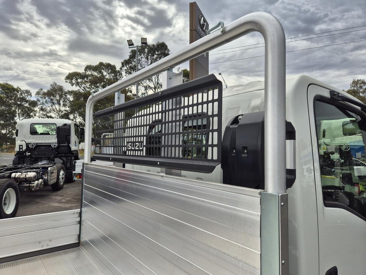 2026 Isuzu Nlr 45-150 Dt D34 Tray TRAYPACK image 12