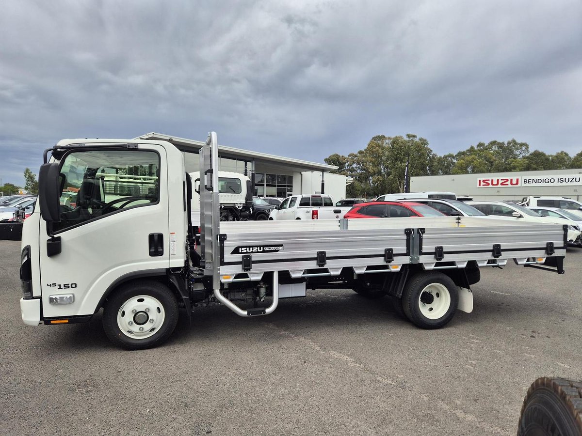 2026 Isuzu Nlr 45-150 Dt D34 Tray TRAYPACK image 5