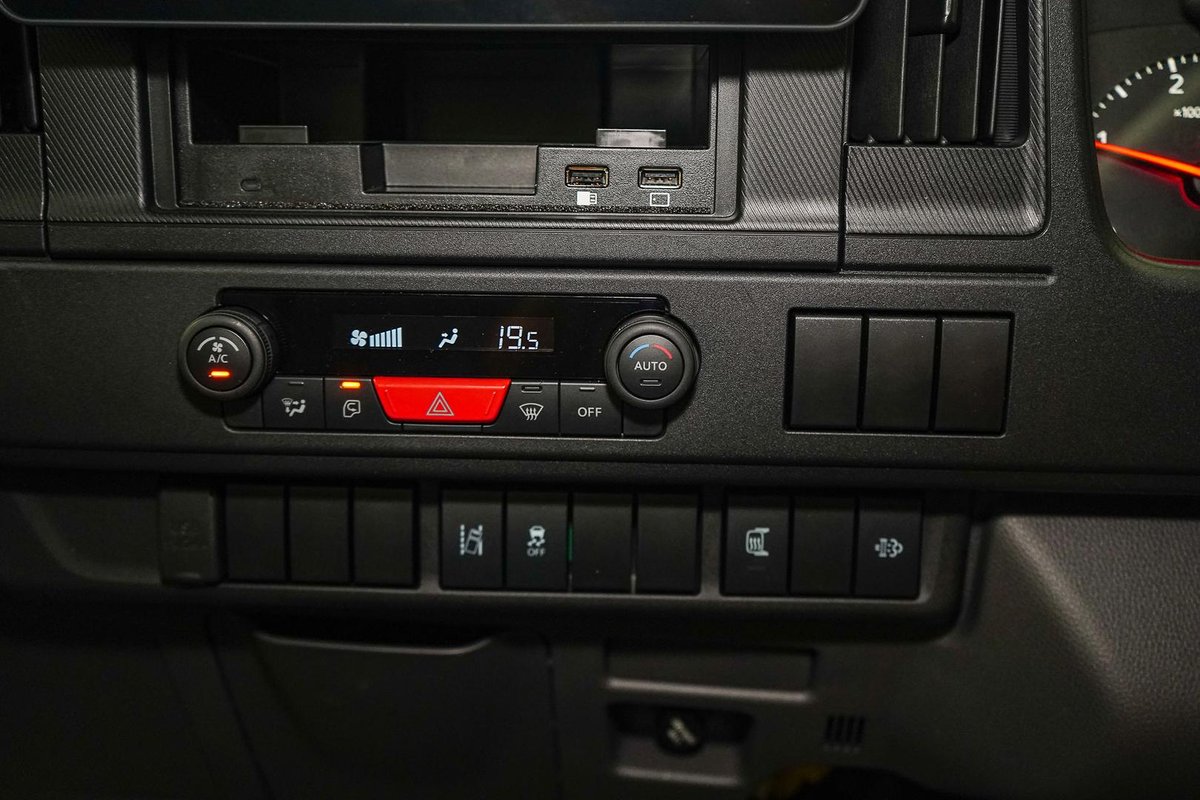 2026 Isuzu N Series NLR 45-150 MT D34 Traypack image 14
