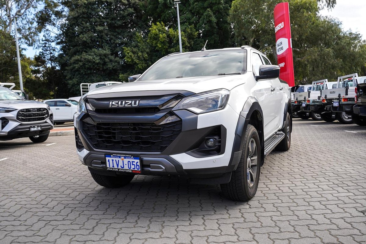 2025 Isuzu D-MAX X-TERRAIN MY25.5 4X4 Dual Range image 7