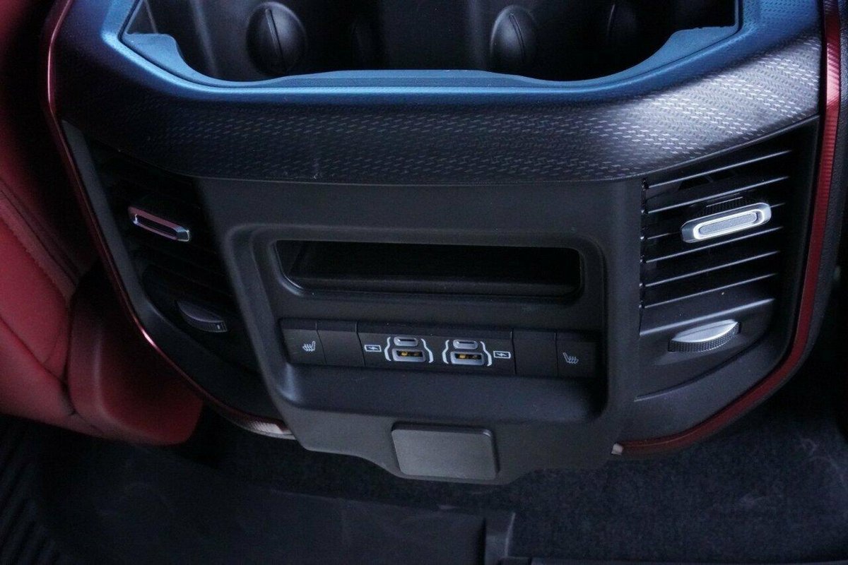 2025 RAM 1500 Rebel Hurricane SO DT MY25 4X4 Dual Range image 24