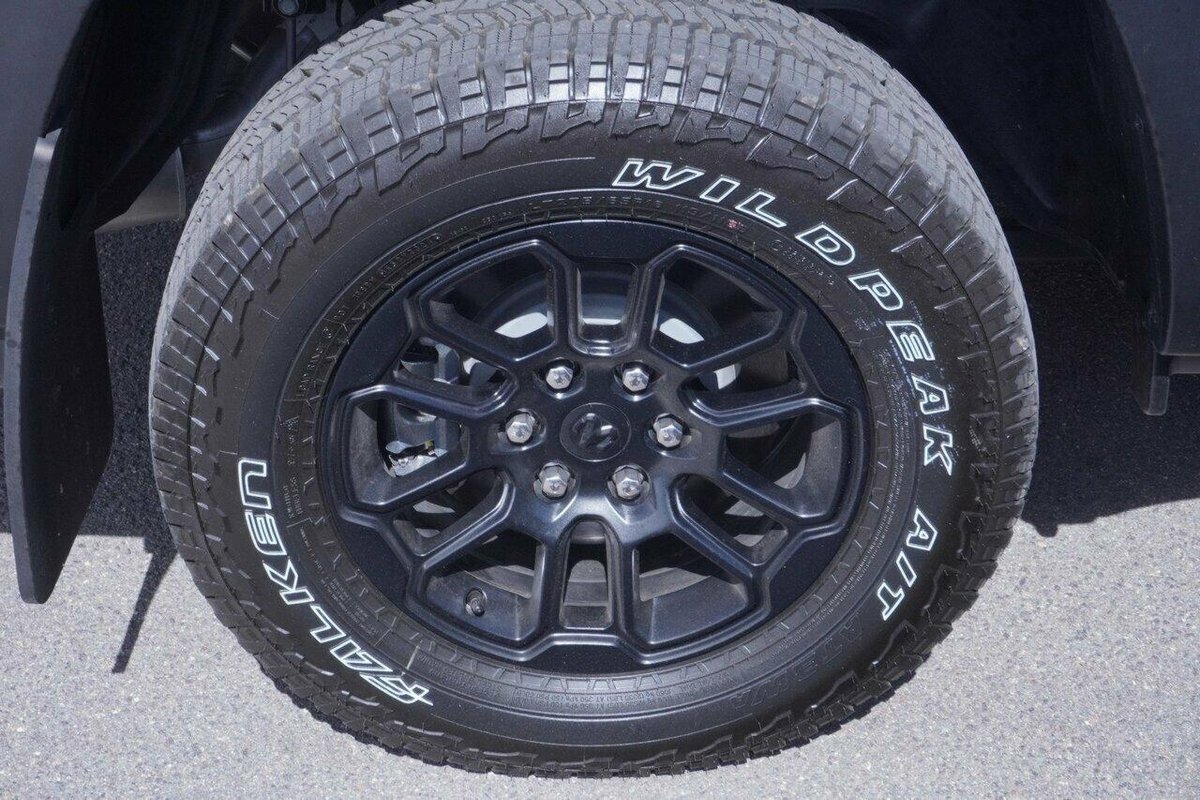 2025 RAM 1500 Rebel Hurricane SO DT MY25 4X4 Dual Range image 32
